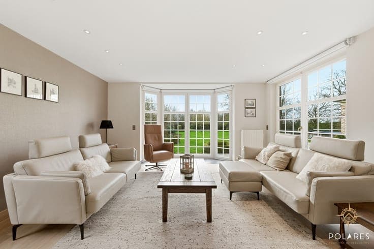 Exclusive parsonage villa with EPC B - where timeless class
