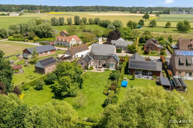 Exclusive parsonage villa with EPC B - where timeless class