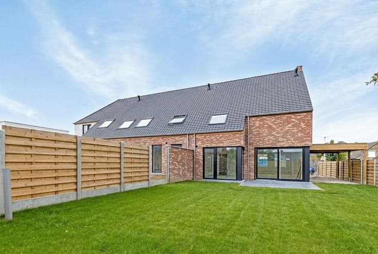 KANTWERK, woning in landelijke stijl