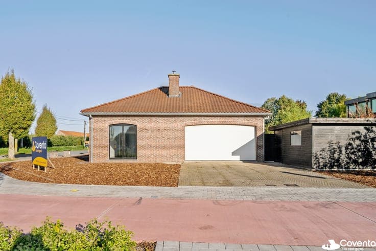 Villa te koop in Dadizele – grondig gerenoveerd en verder...