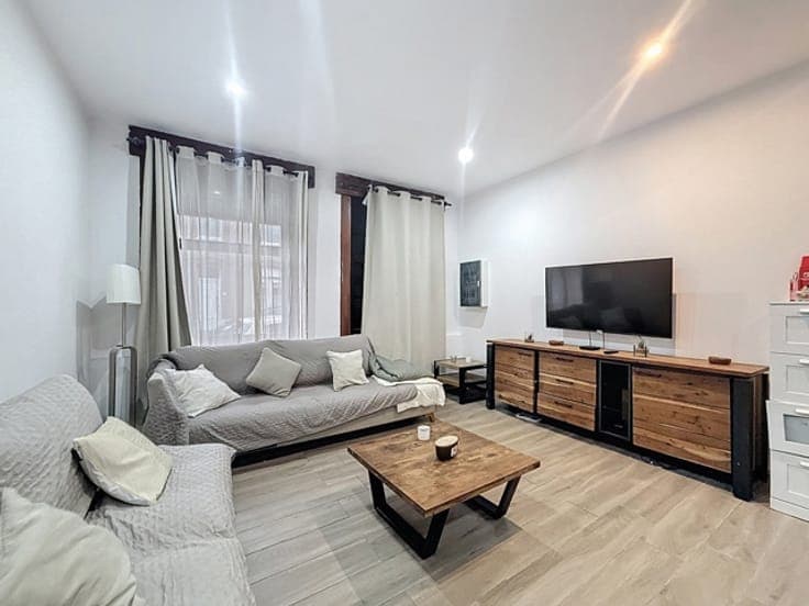 Family-style bourgeois house, 5 bedrooms, in the heart of Mo