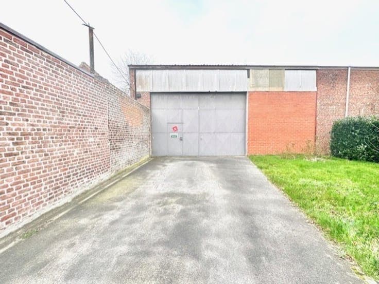 RUIME WONING | 4 KAMERS | MAGAZIJN | 610 M²