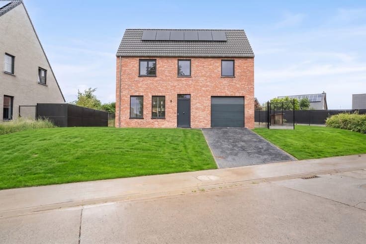 Prachtige alleenstaande nieuwbouwwoning te Hooglede