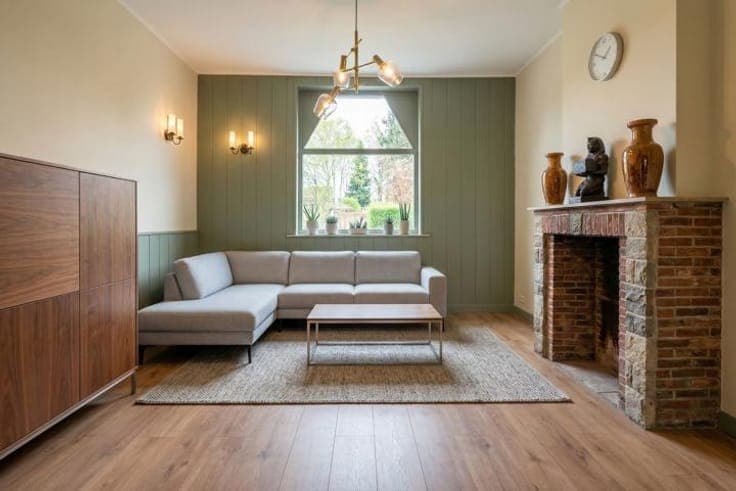Property to refresh with a spacious southeast-facing garden