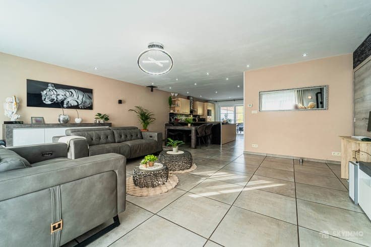 SUPERBE MAISON + COMMERCE - PEB C- 36 PANNEAUX SOLAIRES