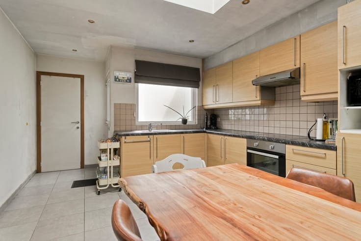 Instapklare woning met 4 slaapkamers!!!