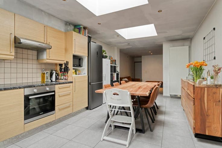 Instapklare woning met 4 slaapkamers!!!