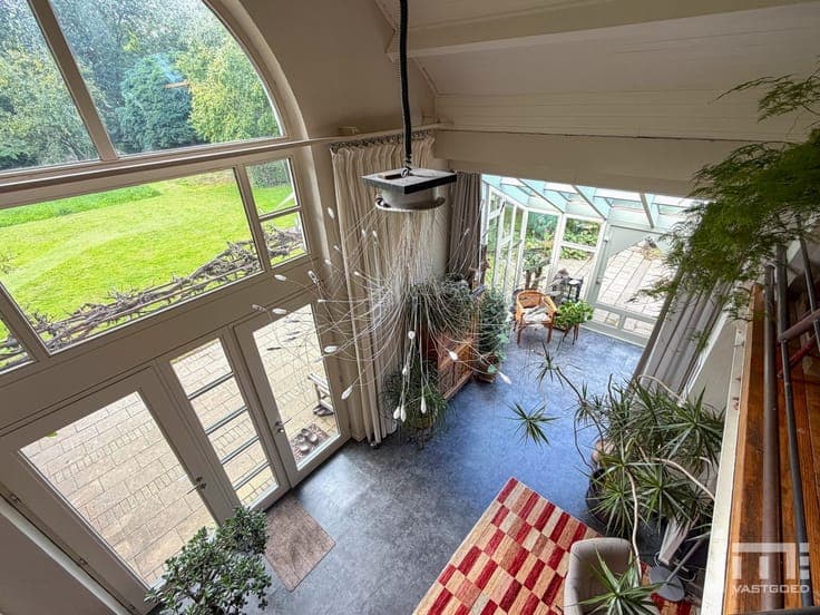 Unieke, karaktervolle woning met prachtige vide en idylli...