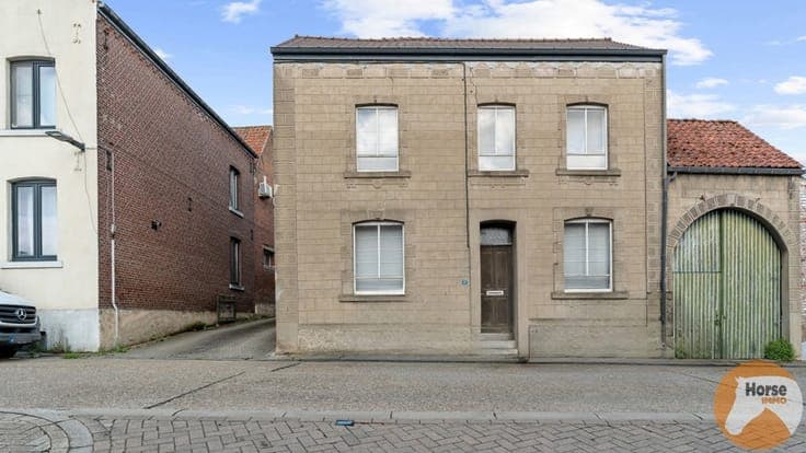 RIEMST - 2 woningen voor totaalrenovatie op 22a64ca