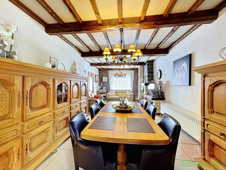 Hoekwoning met 3 slaapkamers, garage en zuid gerichte tui...