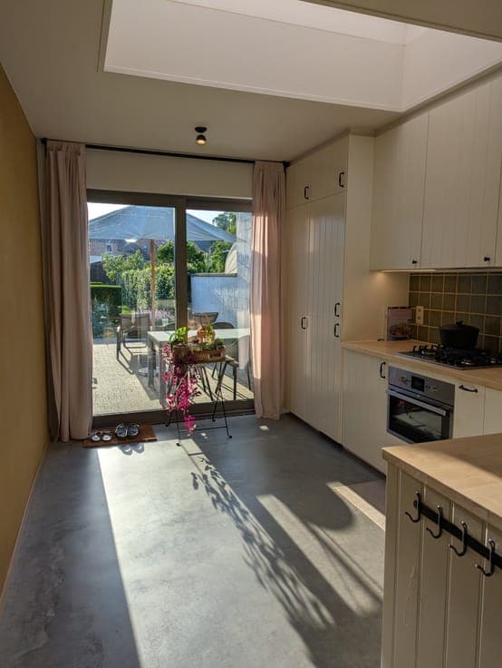 Ready-to-move-in, energy-efficient home with 3 bedrooms
