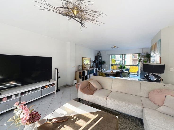 Quietly located practical home with garden and garage