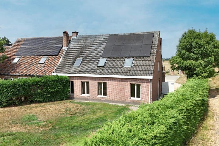 Karaktervolle woning met ruim perceel