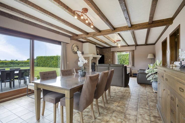 Single house with lots of potential for sale in Waregem