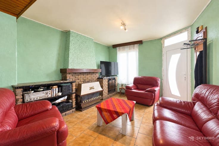 JOLIE MAISON - 2 CH - GARAGE - JARDIN + TERRASSE !!!