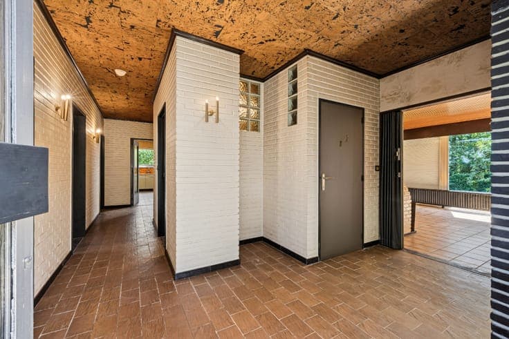 Vrijstaande woning op een perceel van 989 m².
