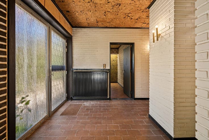 Vrijstaande woning op een perceel van 989 m².