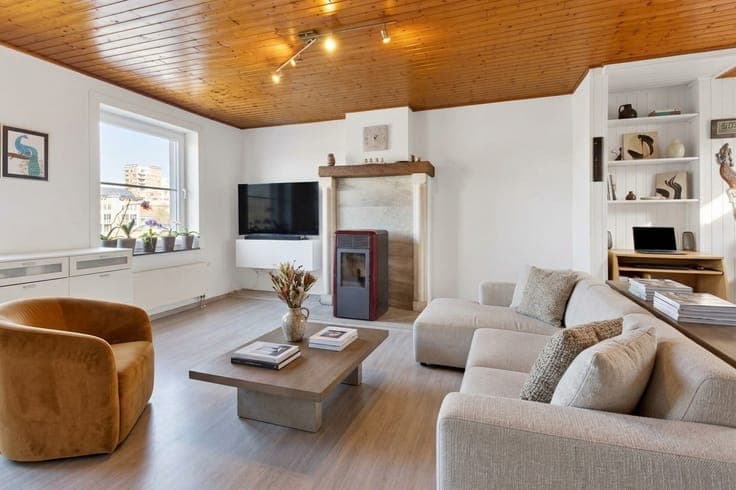 Statige ruime instapklare woning