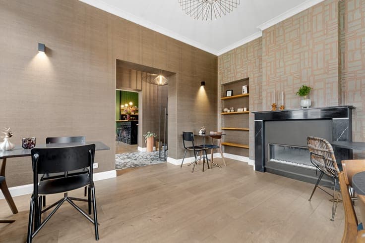 Uniek erfgoedpand met restaurant, twee appartementen en p...