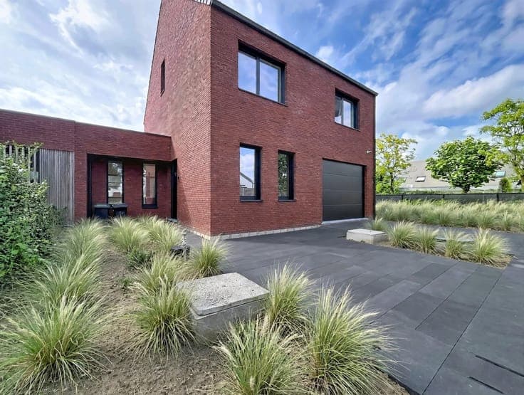 Row house
