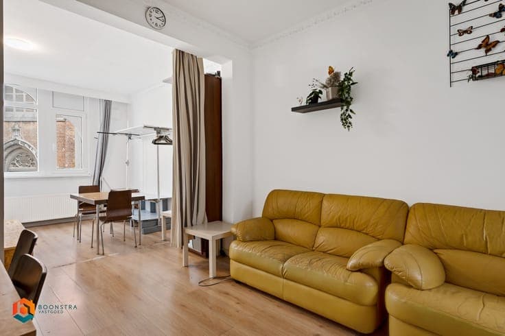 Ruime woning met 3 (à 4) slpkrs te Mechelen