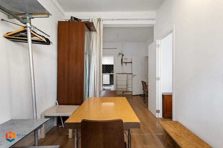 Ruime woning met 3 (à 4) slpkrs te Mechelen