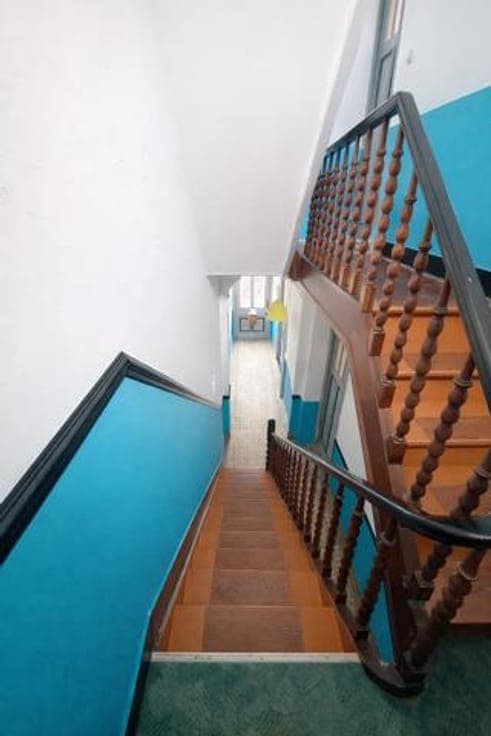 SINGLE-FAMILY HOUSE 5-BEDROOM WITH GARDEN