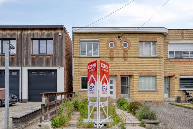 Woning met halfopen karakter in Willebroek