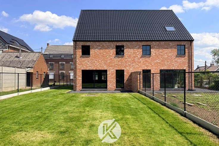 Kwalitatieve casco woning in landelijke stijl