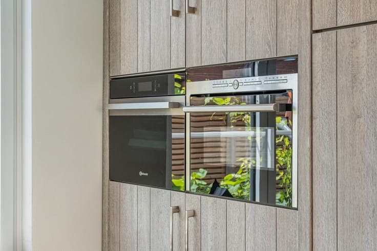 Villa met zwembad en prachtige tuin te Herk-de-Stad