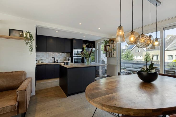 Spacious first floor with garden, terrace and EPC A in Gentb