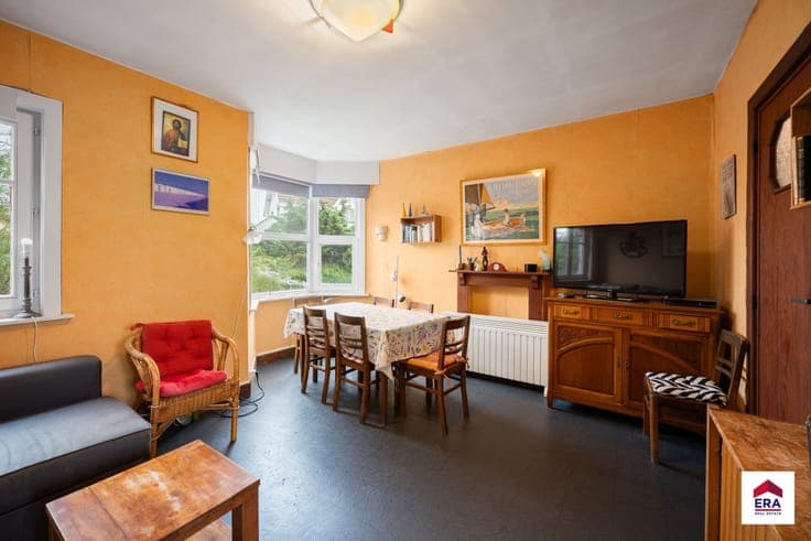 Semi-detached house in Oostduinkerke centre