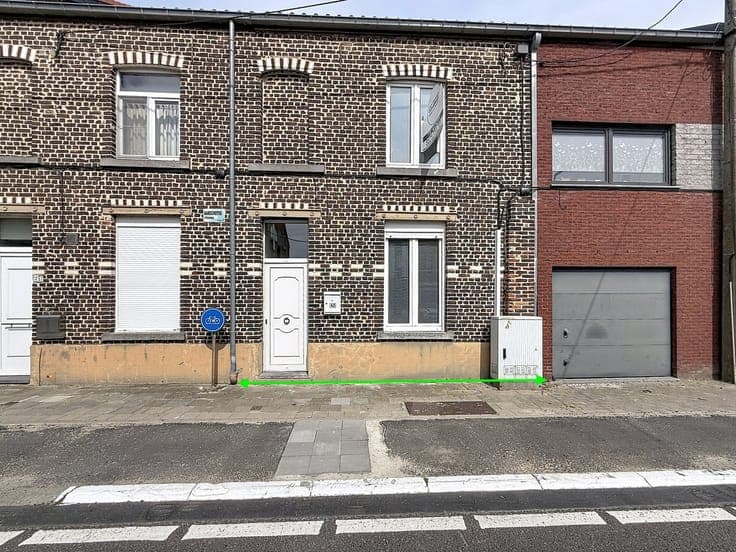 Instapklare stadwoning met koer, 2/3 slpks