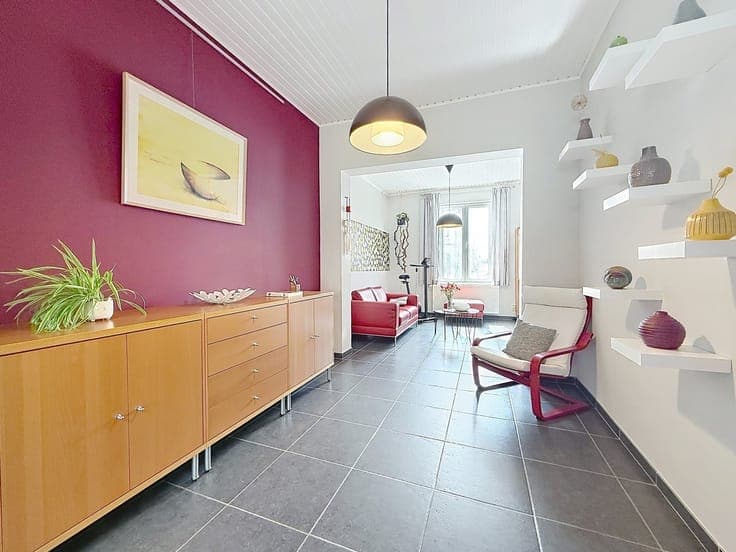 Instapklare stadwoning met koer, 2/3 slpks