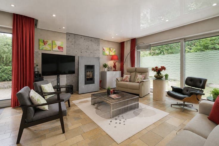 Single-storey architect-designed villa – Professional use