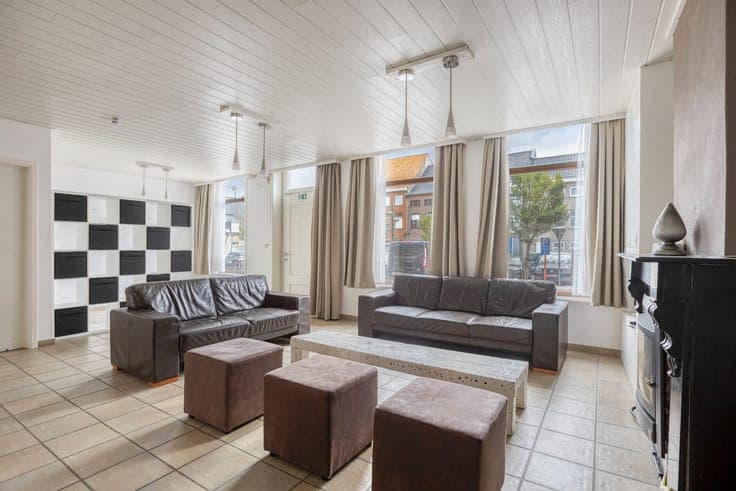 Ruime vakantiewoning met 5 slaapkamers, 2 badkamers en ge...