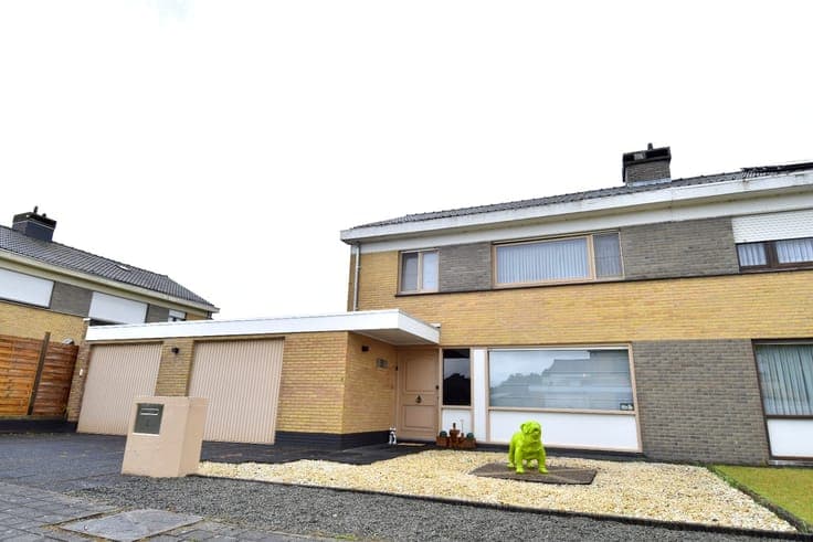 House in Beveren-Leie