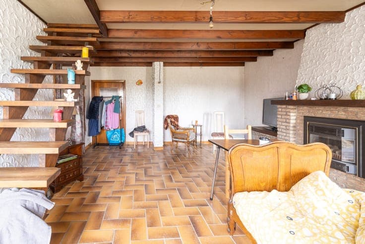 Te renoveren HOEVE met BIJGEBOUW op 4.310m²!!