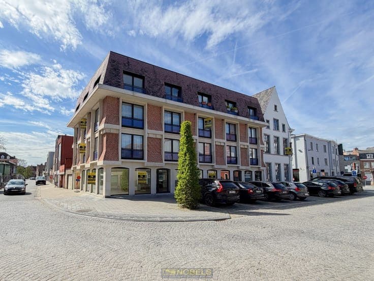 Te koop, Veelzijdige investeringseigendom op toplocatie i...