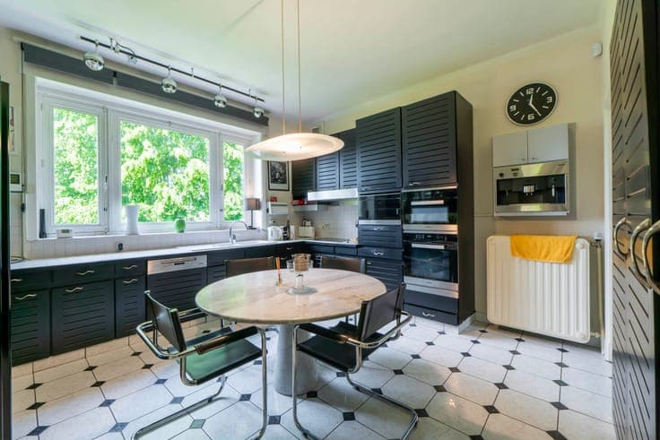 House in Loverval