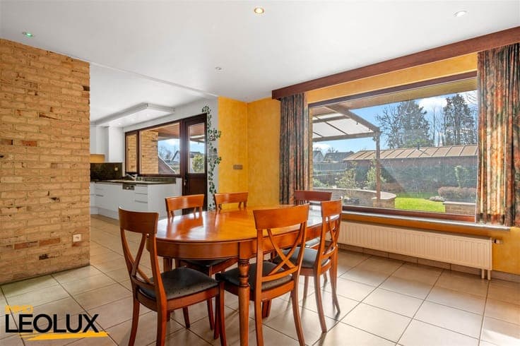 Spacious villa with shed