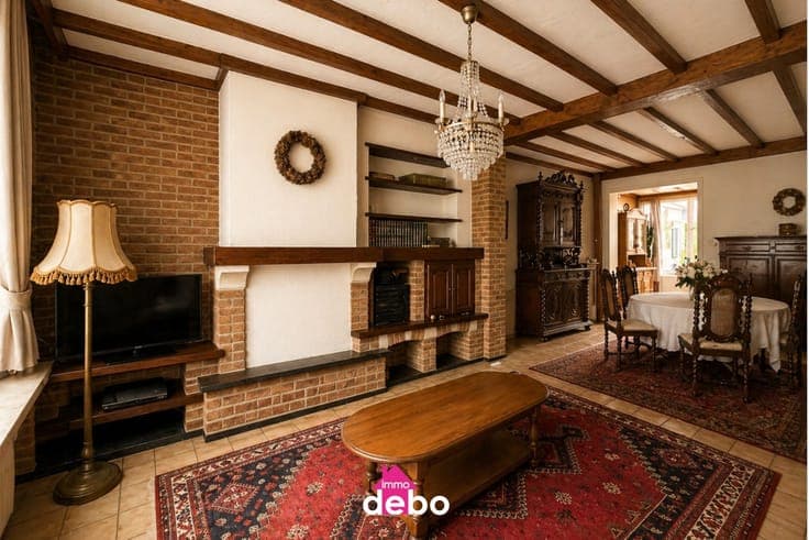 Charmante gezinswoning met historische gevel, garage en u...