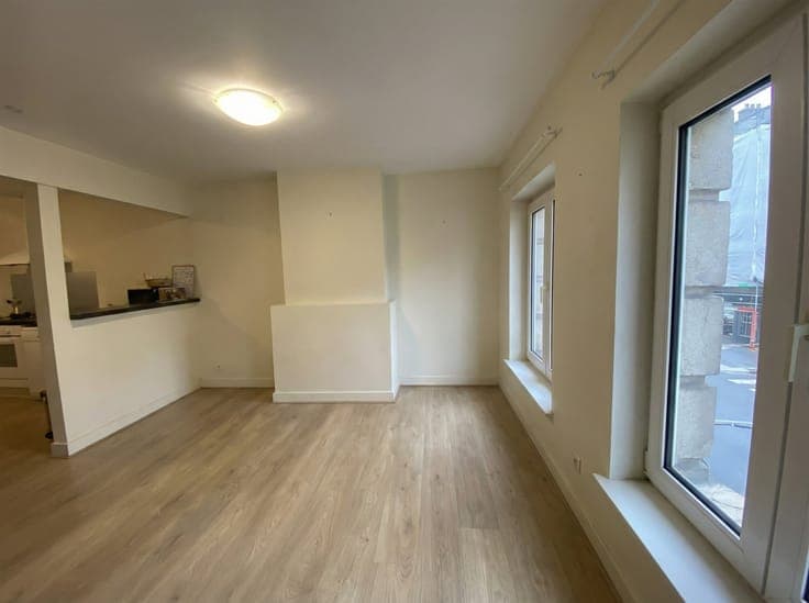 Commercial and investment property in town planning order!