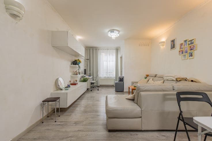 Ruime starterswoning met 4 slaapkamers in Strombeek-Bever...
