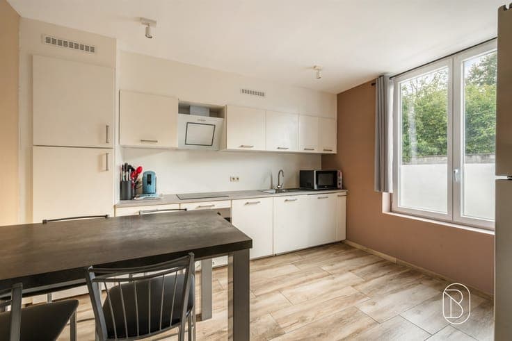 Fully renovated house with a patio and garden