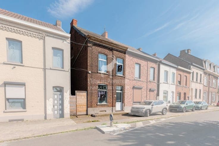2-bedroom house for sale on MANAGE