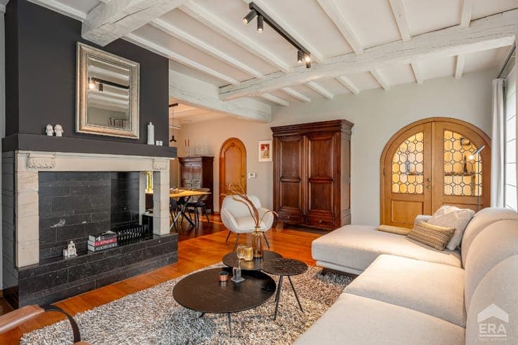 Spacious detached home with office in Donk