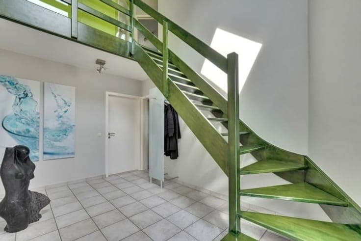Spacious 5-bedroom home on 10a76 in Hasselt