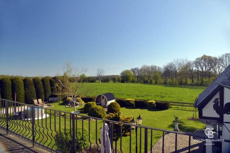 Former 19th century hunting lodge used as tourist accommodat