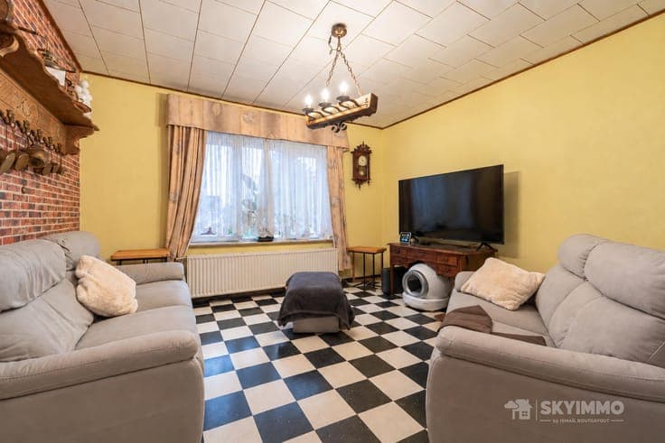 SUPERBE MAISON - 4F - PANNEAUX SOLAIRE - GARAGE + JARDIN !!
